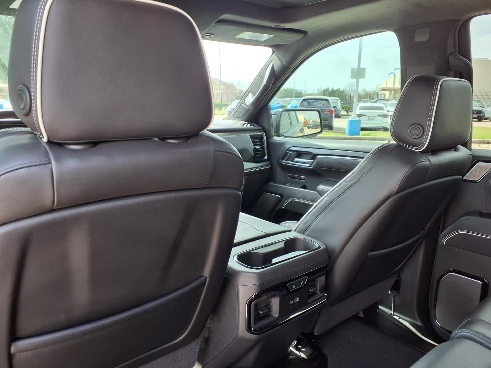 Thumbnail: 2024 GMC Sierra 1500 - 12