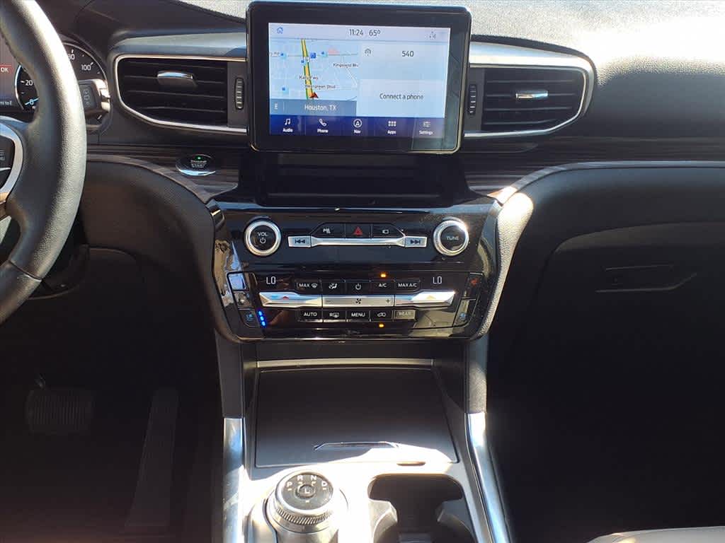 Thumbnail: 2021 Ford Explorer - 16