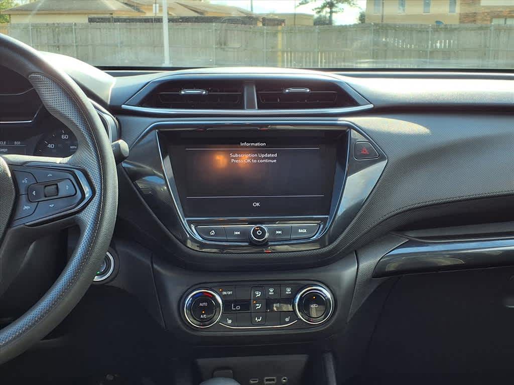 Thumbnail: 2023 Chevrolet TrailBlazer - 16