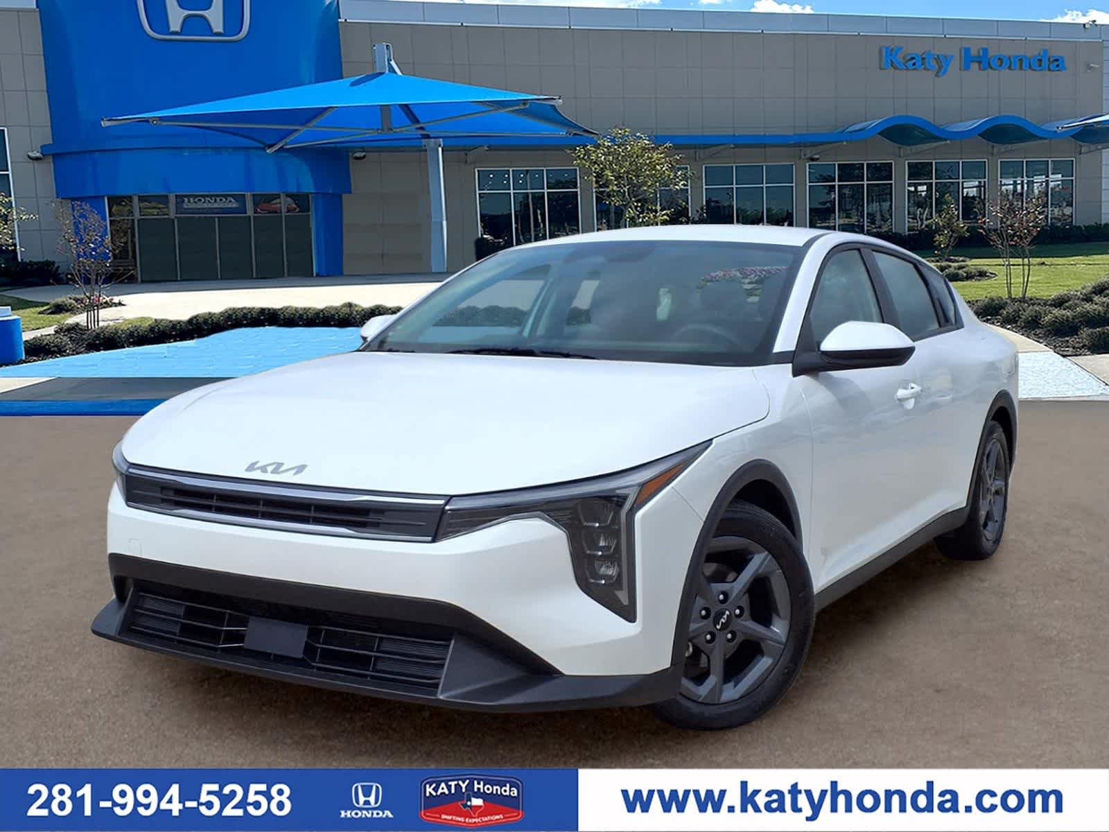 Thumbnail: 2025 Kia K4 - 1