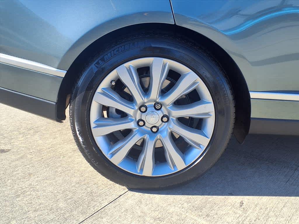 Thumbnail: 2017 Land Rover Range Rover - 9