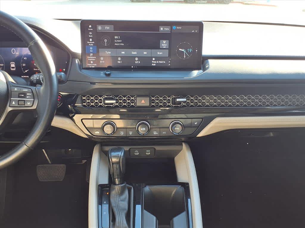 Thumbnail: 2023 Honda Accord - 16