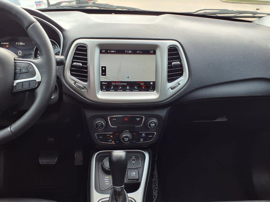 Thumbnail: 2018 Jeep Compass - 16