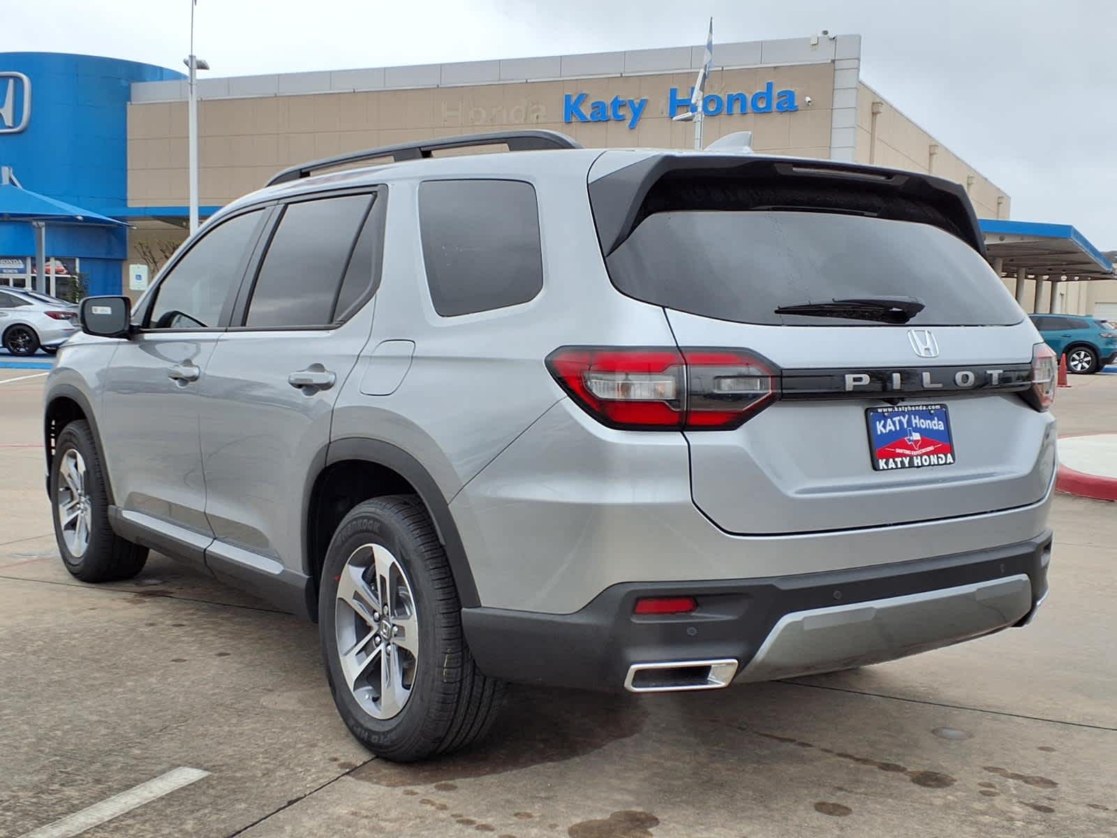 Thumbnail: 2026 Honda Pilot - 5