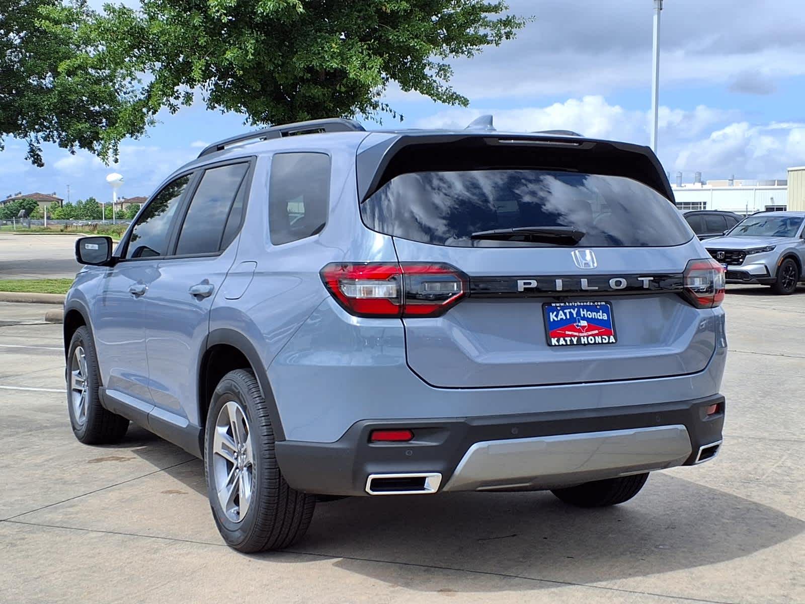 Thumbnail: 2026 Honda Pilot - 4