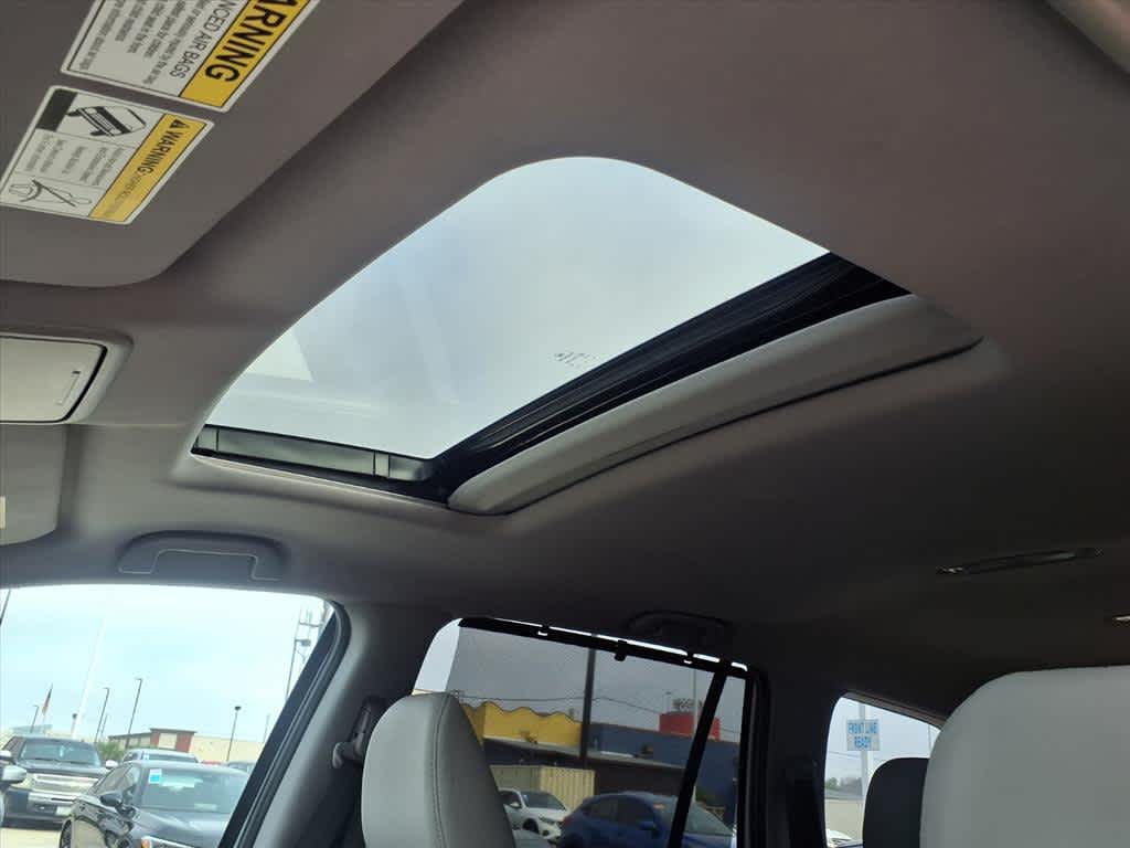 Thumbnail: 2019 Honda Pilot - 22