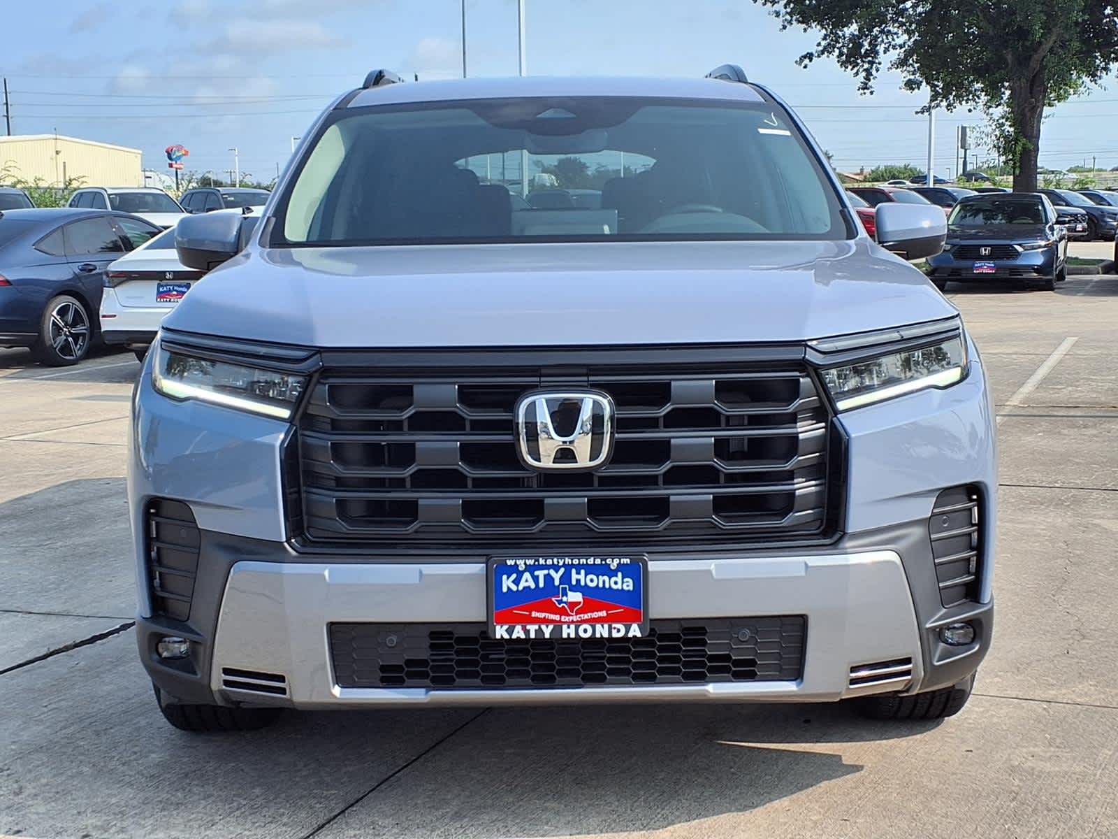 Thumbnail: 2026 Honda Pilot - 6