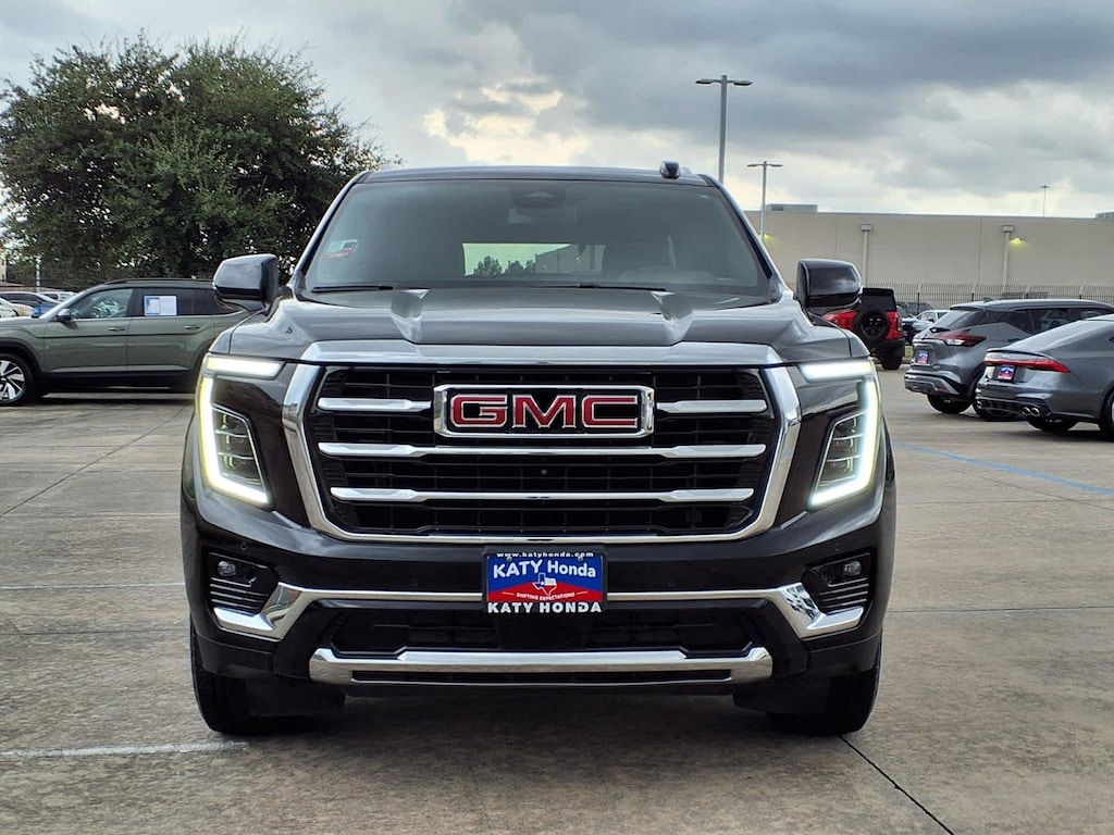 Used 2025 GMC Yukon Elevation SUV