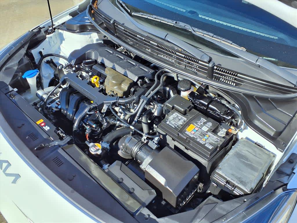 Thumbnail: 2023 Kia Rio - 7