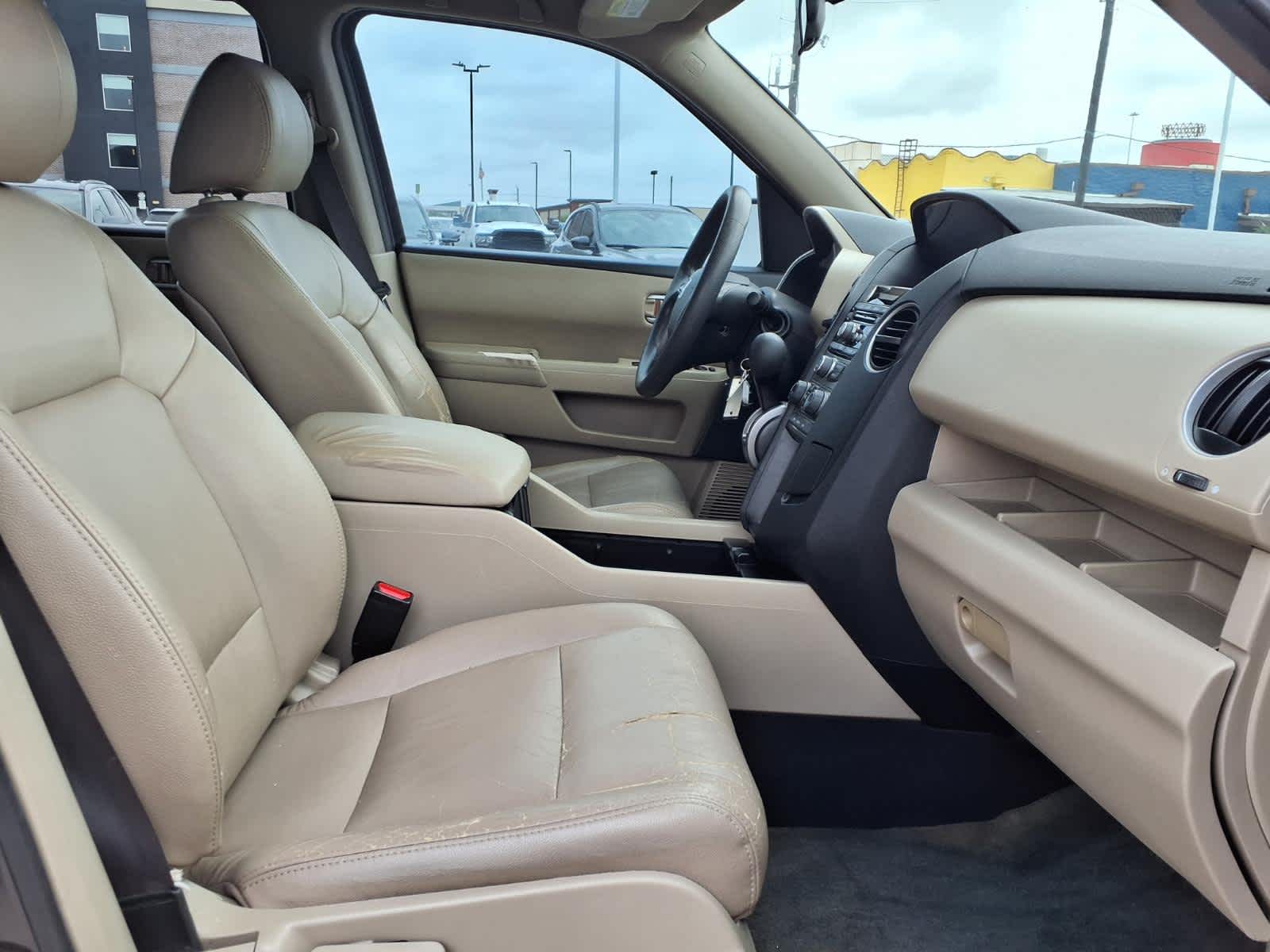 Thumbnail: 2014 Honda Pilot - 14
