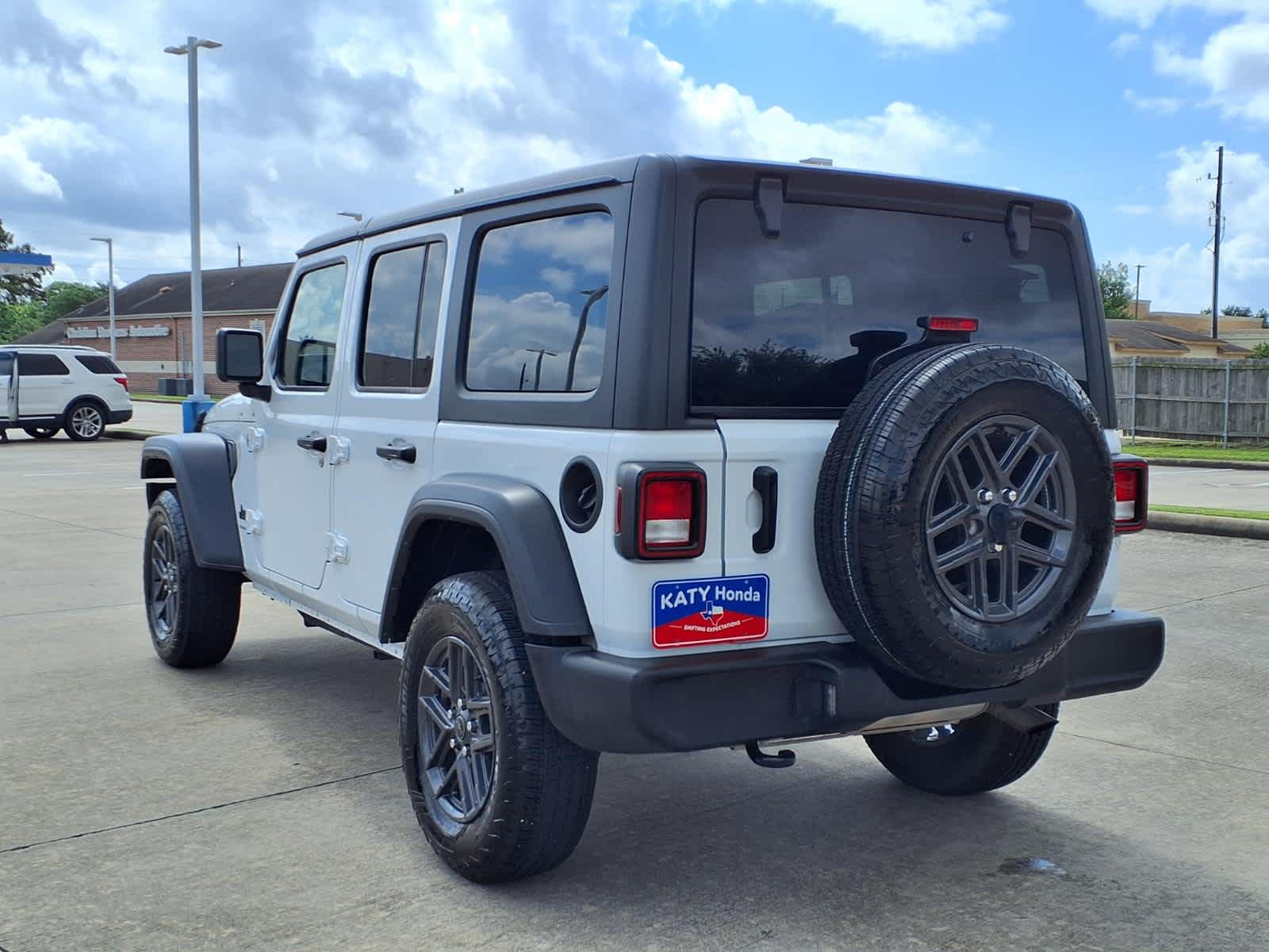 Thumbnail: 2025 Jeep Wrangler - 4