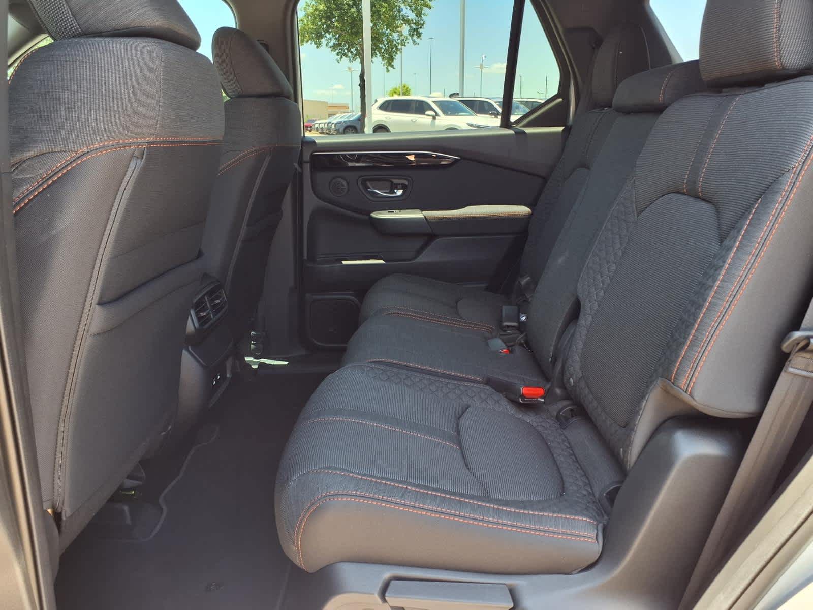 Thumbnail: 2026 Honda Pilot - 12
