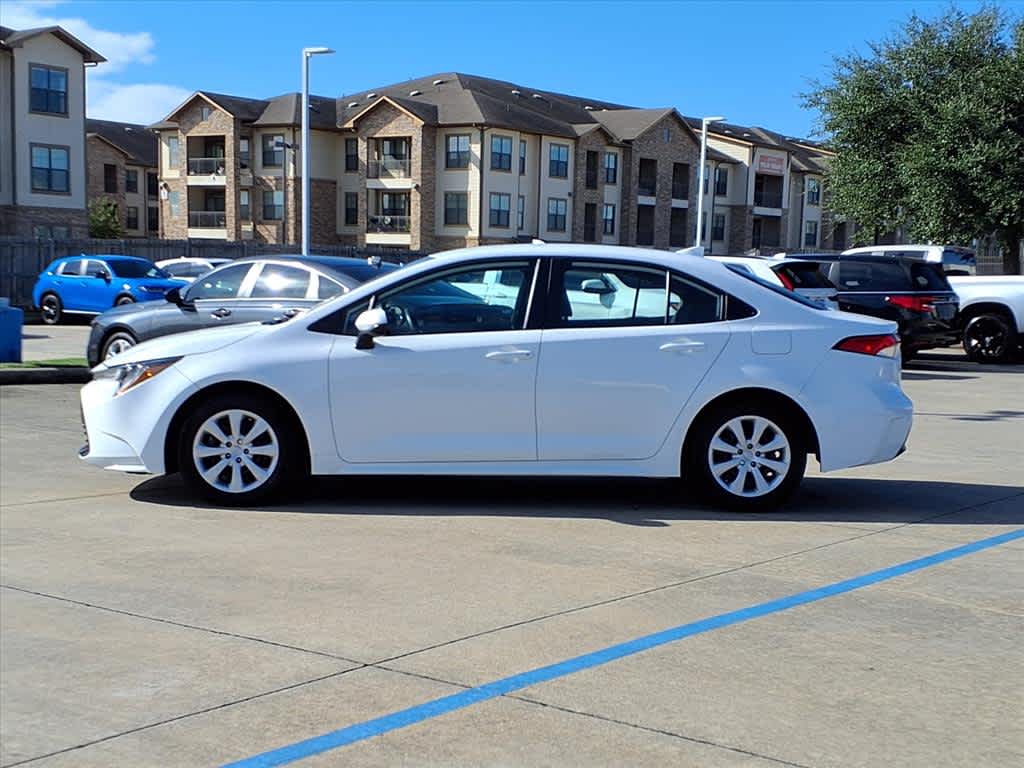 Thumbnail: 2024 Toyota Corolla - 3