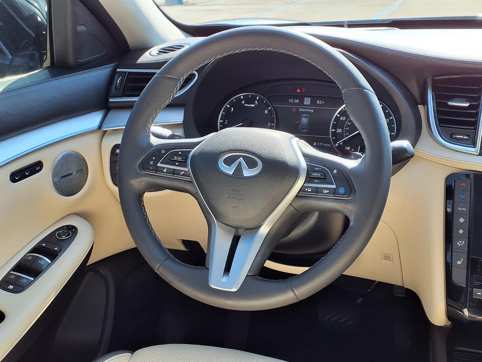 Thumbnail: 2021 INFINITI QX50 - 16