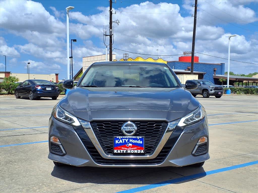 Thumbnail: 2019 Nissan Altima - 3