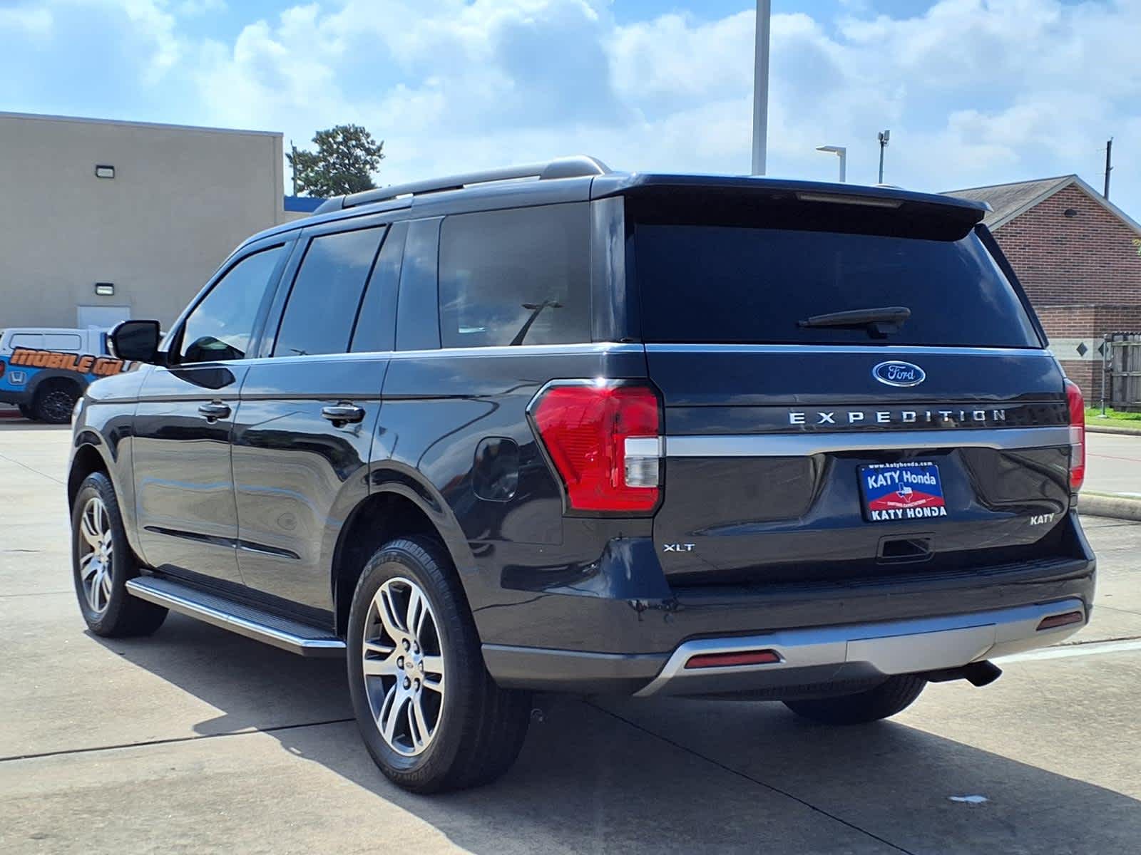 Thumbnail: 2022 Ford Expedition - 4