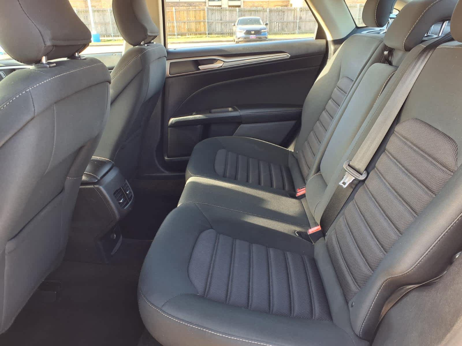 Thumbnail: 2019 Ford Fusion - 13