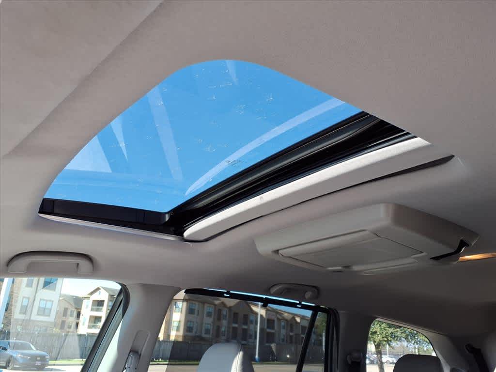 Thumbnail: 2019 Honda Pilot - 18