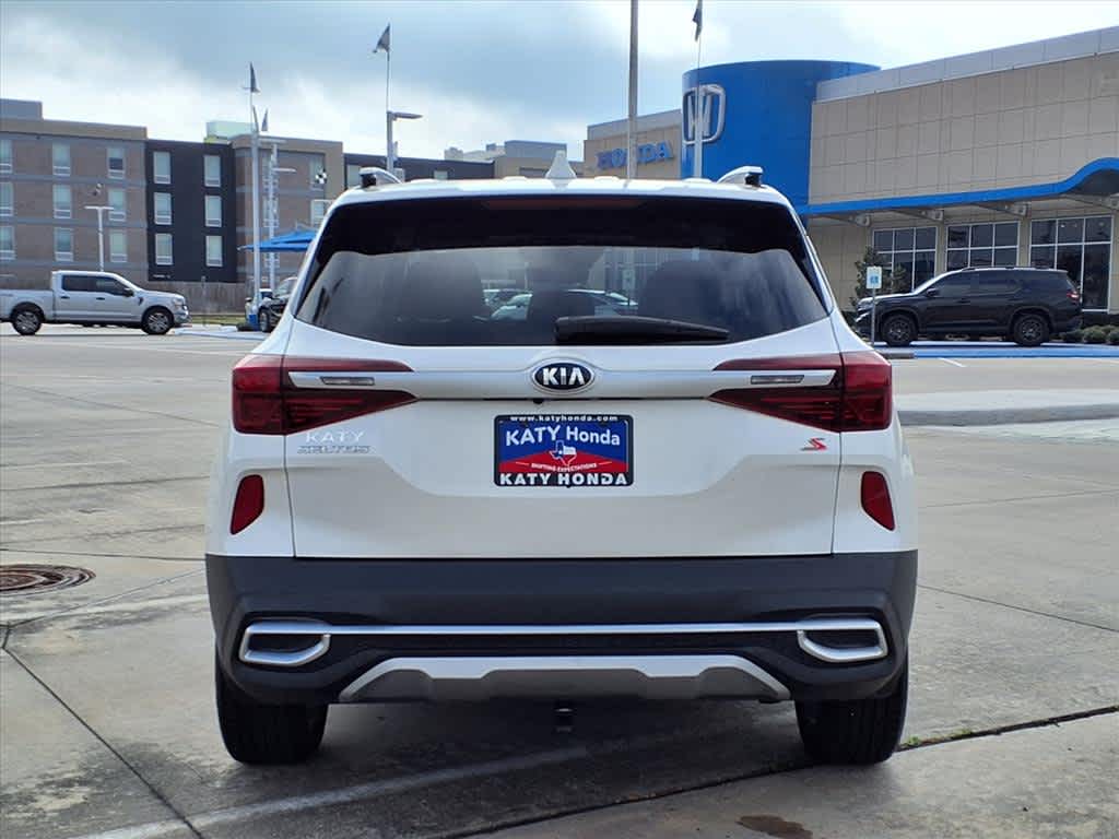 Thumbnail: 2021 Kia Seltos - 6