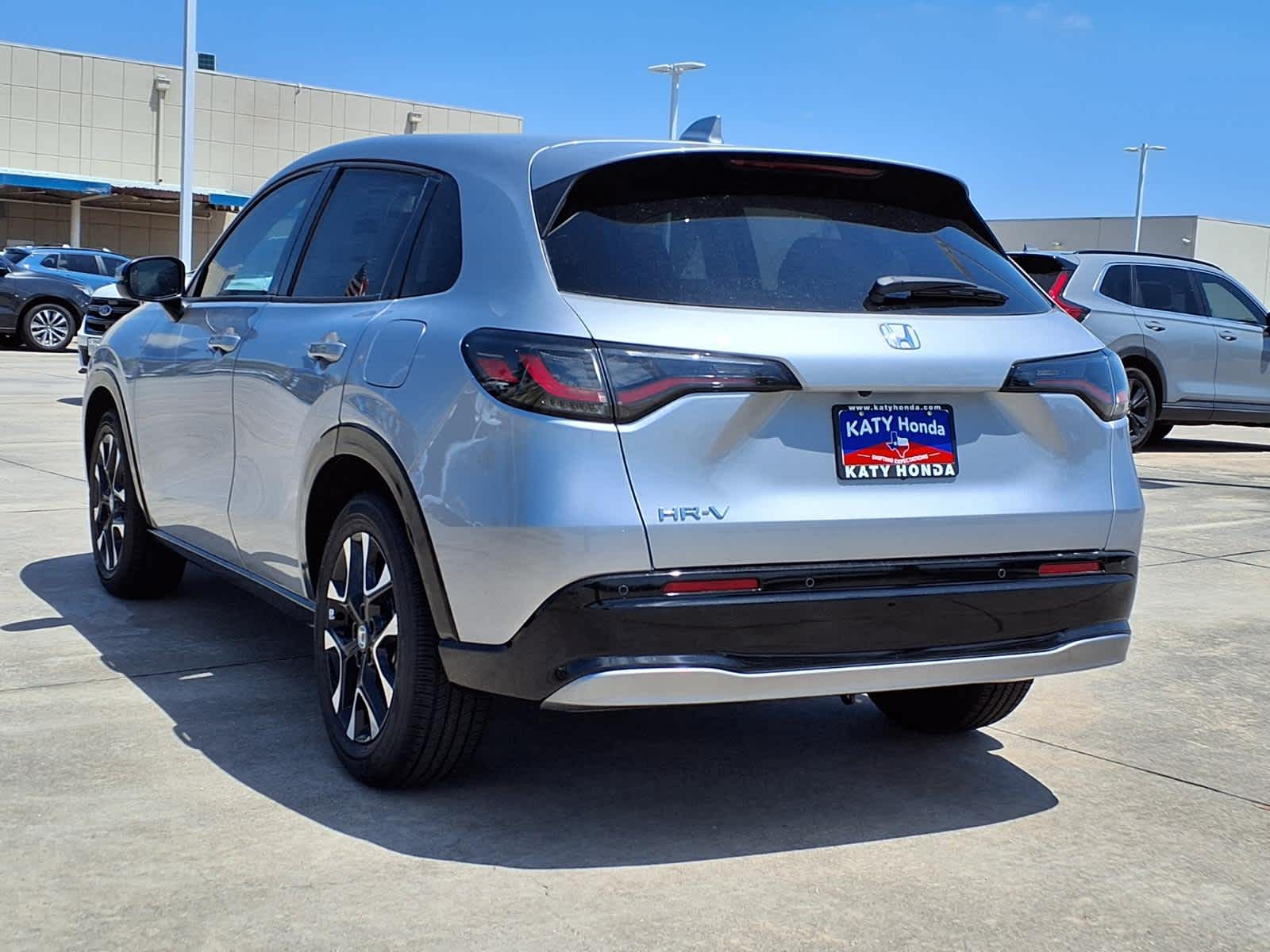 Thumbnail: 2027 Honda HR-V - 4