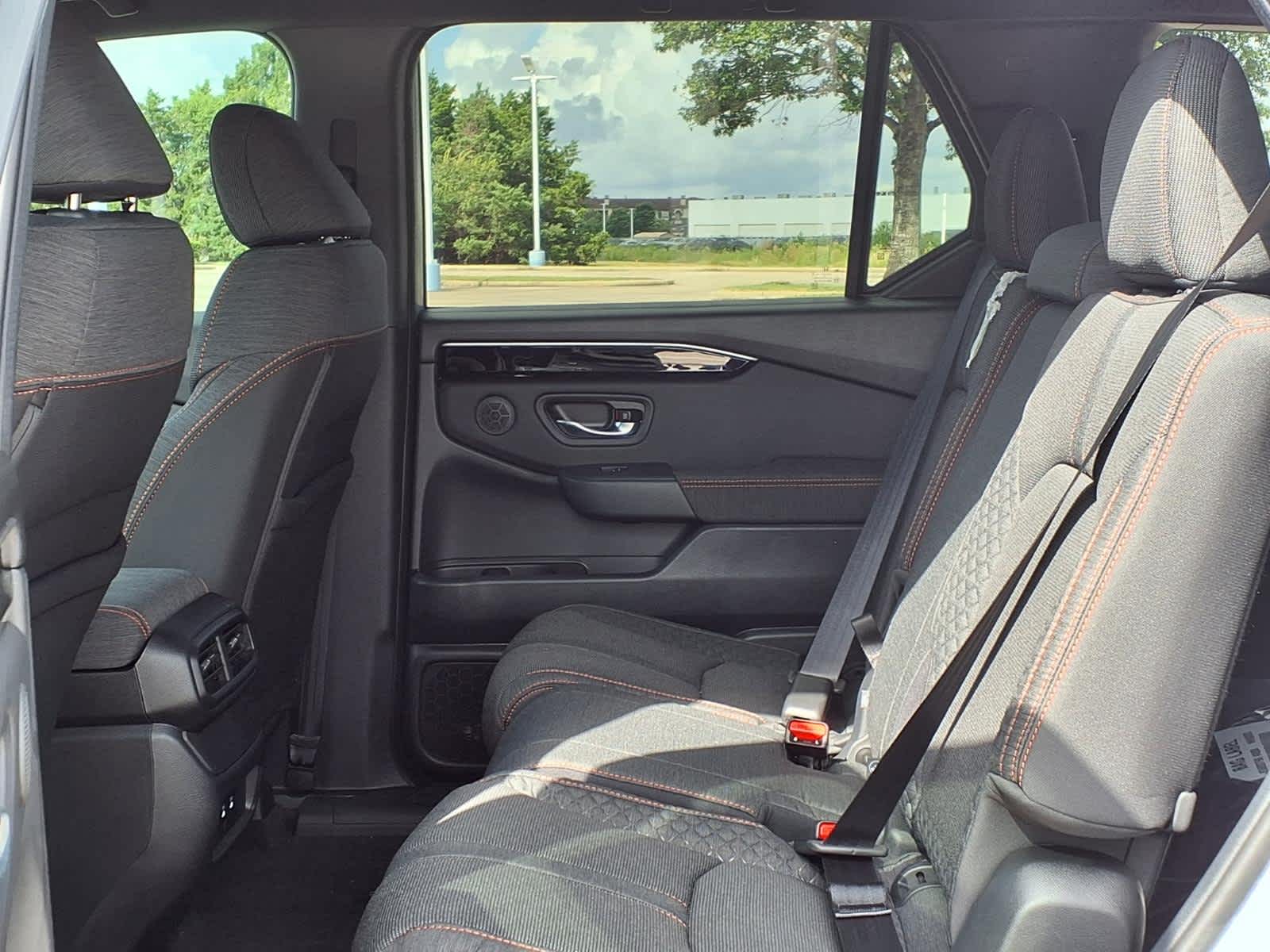 Thumbnail: 2026 Honda Pilot - 12