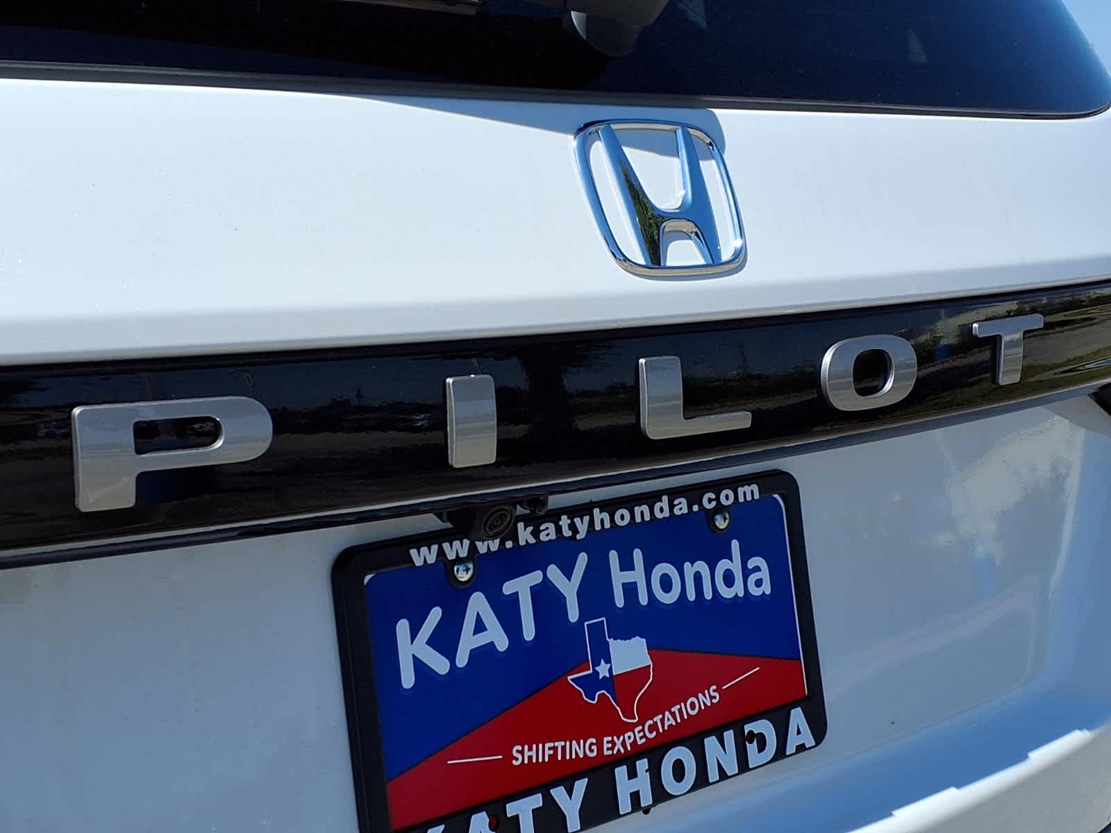 Thumbnail: 2026 Honda Pilot - 7