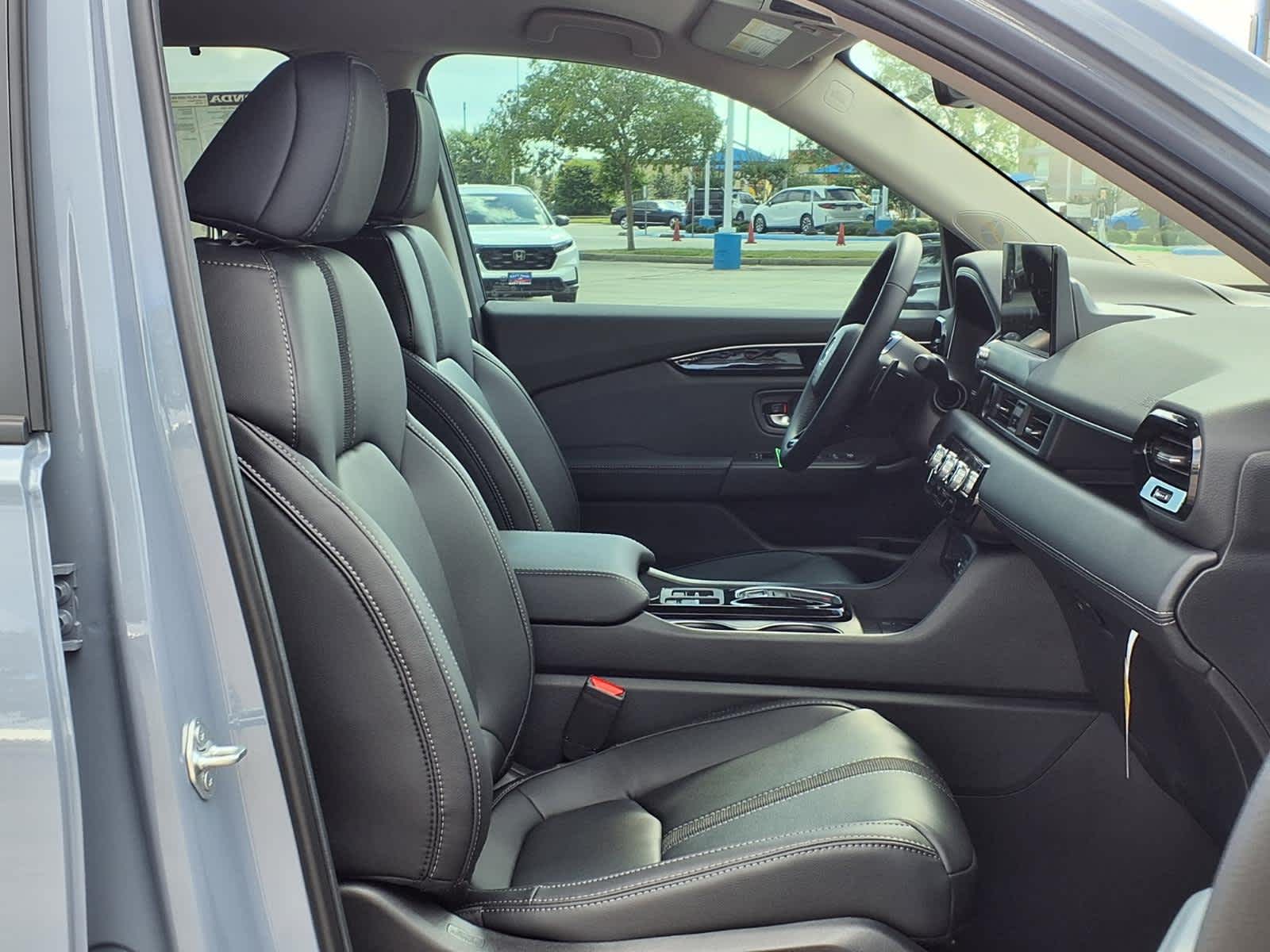 Thumbnail: 2026 Honda Pilot - 13