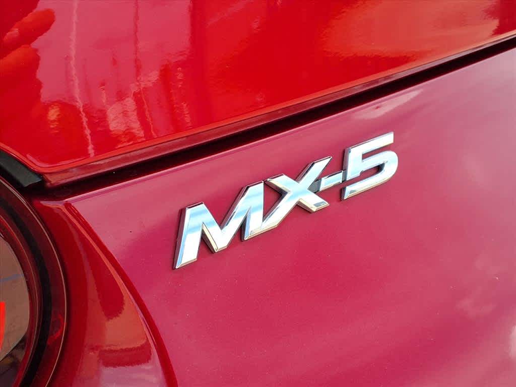 Thumbnail: 2016 Mazda MX-5 Miata - 7