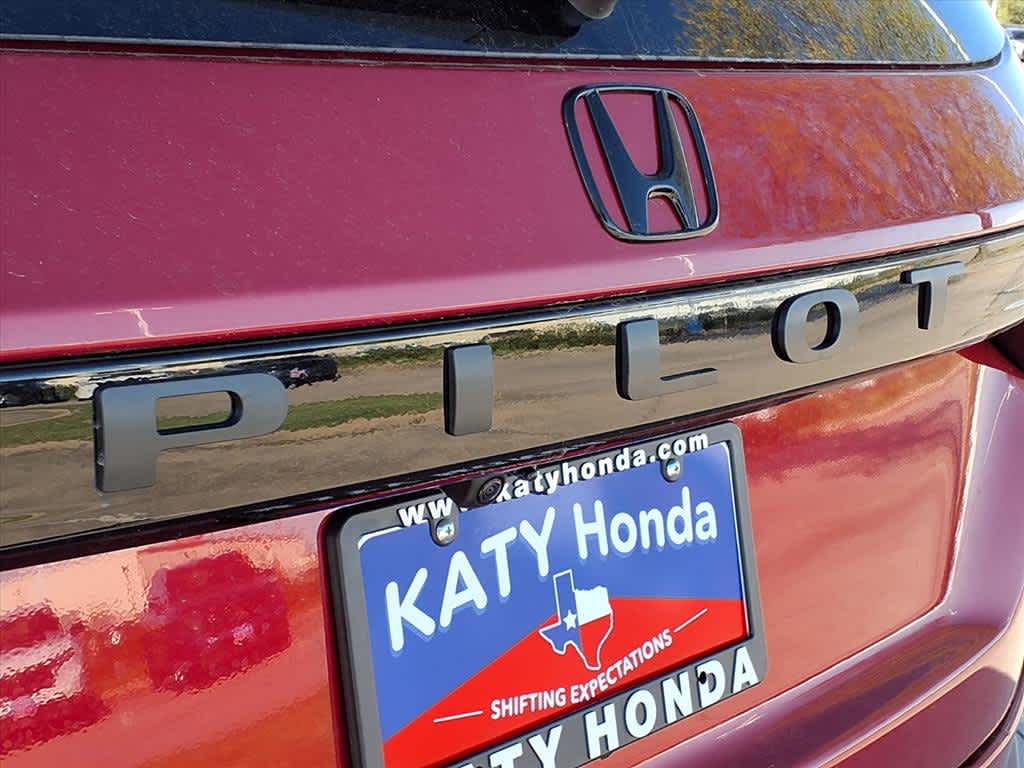 Thumbnail: 2026 Honda Pilot - 8