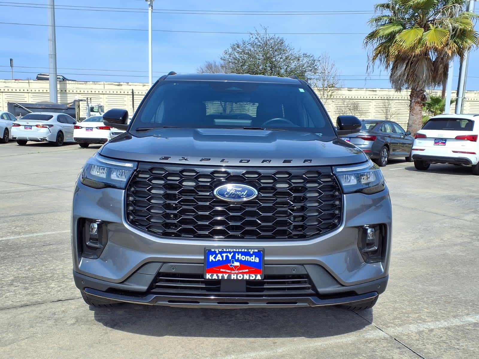 Thumbnail: 2025 Ford Explorer - 3