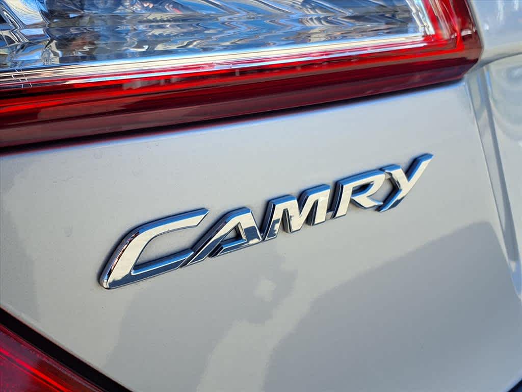 Thumbnail: 2013 Toyota Camry - 7