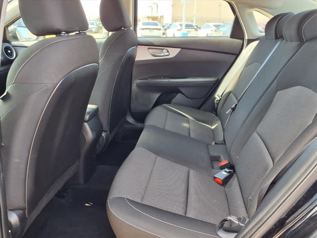 Thumbnail: 2024 Kia Forte - 13