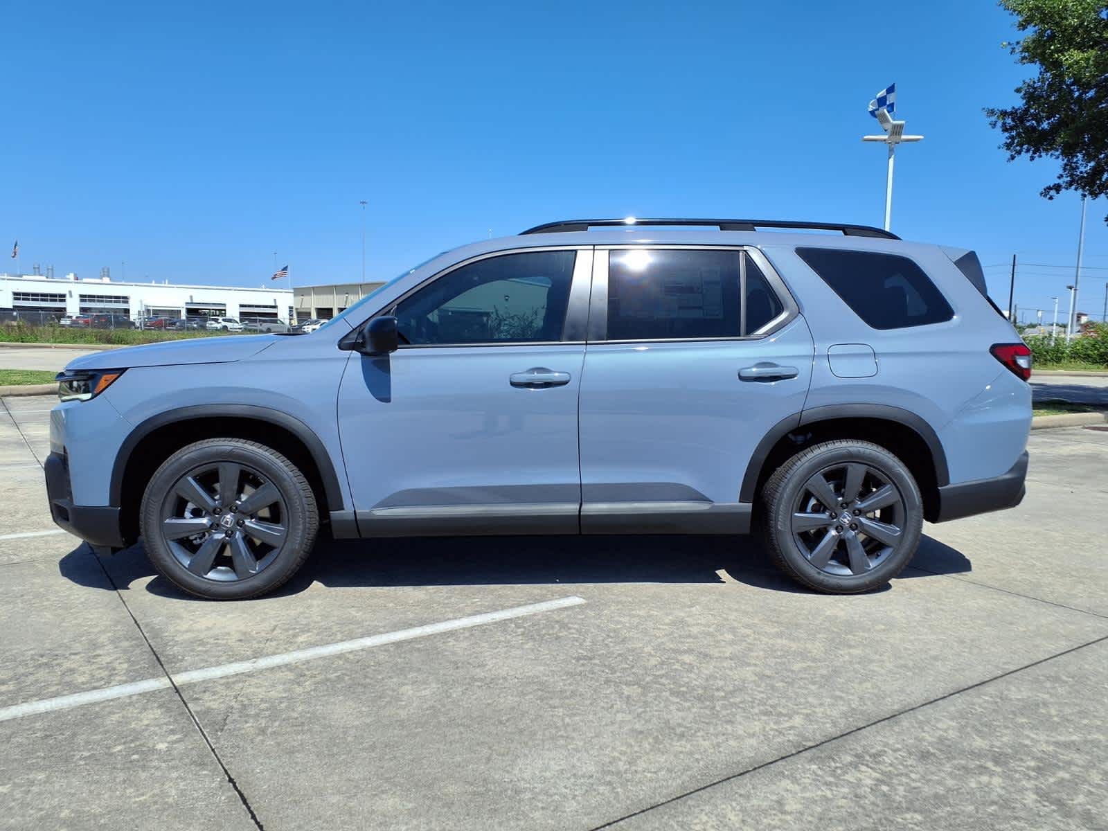 Thumbnail: 2026 Honda Pilot - 3