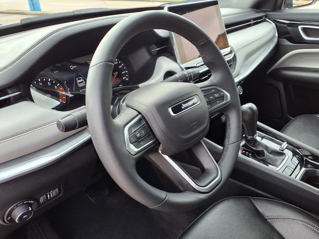 Used 2025 Jeep Compass Limited SUV
