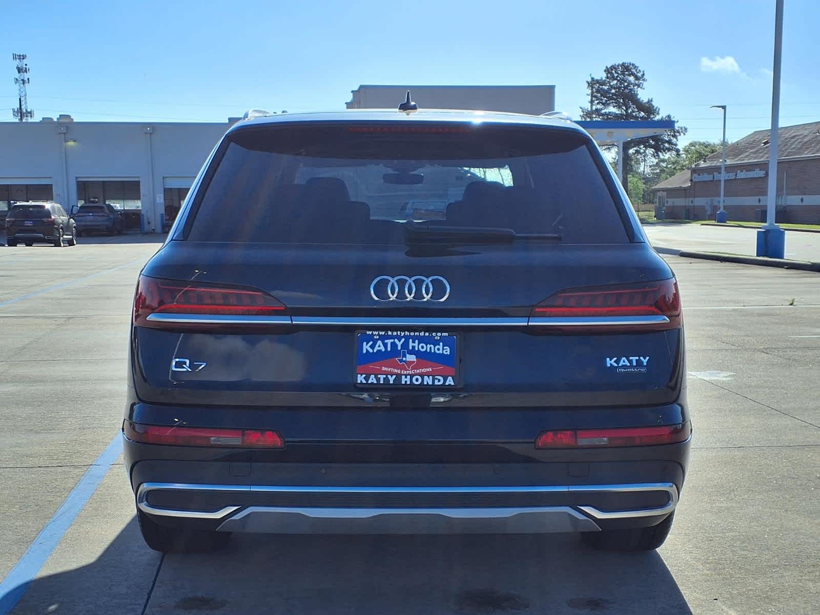 Thumbnail: 2024 Audi Q7 - 6