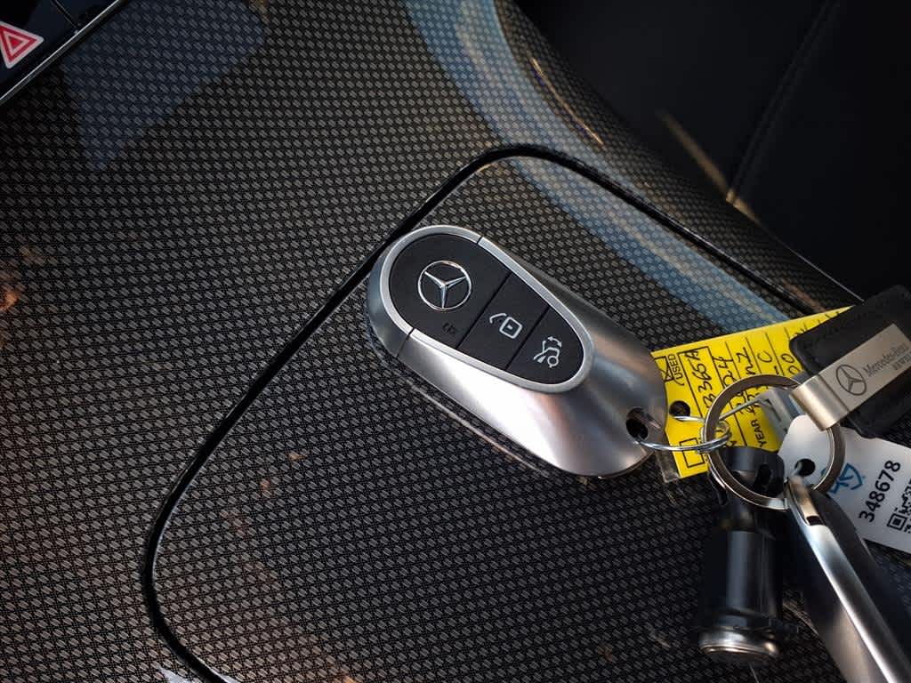 Thumbnail: 2024 Mercedes-Benz GLC - 20