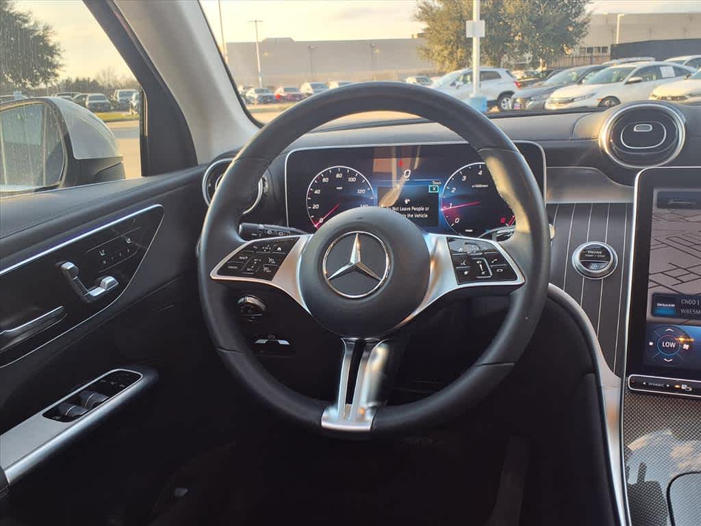 Thumbnail: 2024 Mercedes-Benz GLC - 15