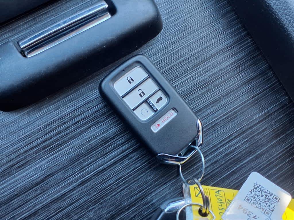 Thumbnail: 2019 Honda Pilot - 20