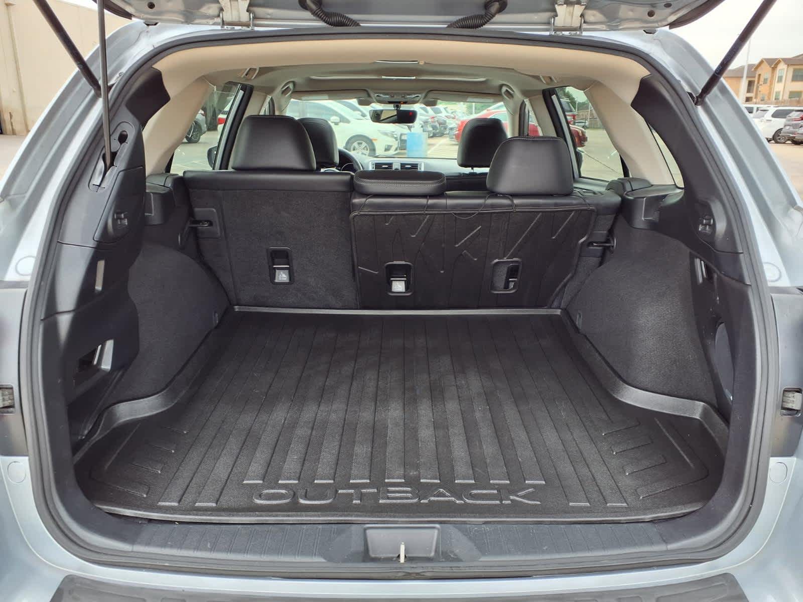Thumbnail: 2019 Subaru Outback - 9