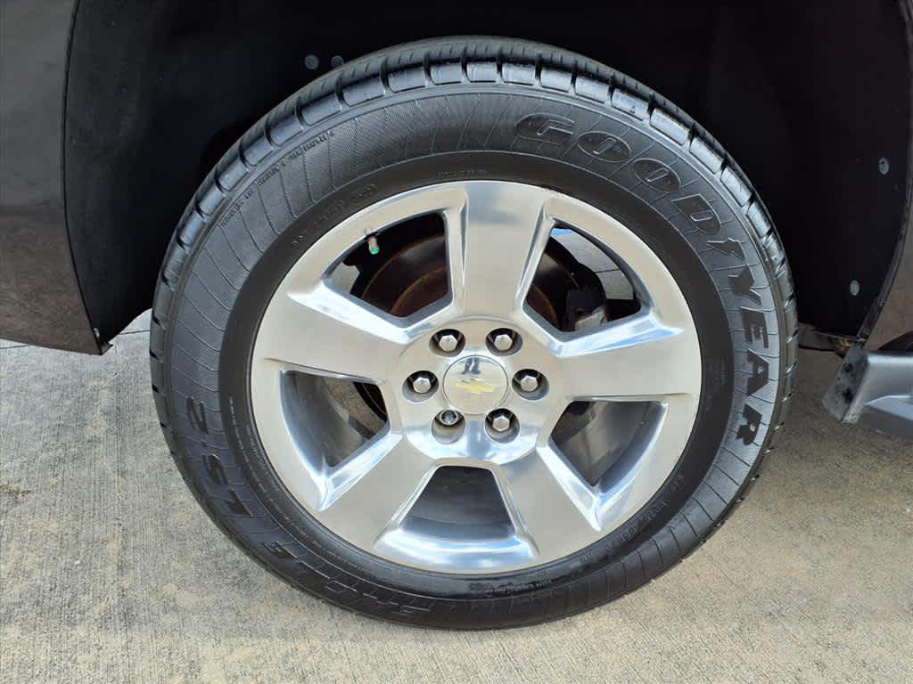 Thumbnail: 2017 Chevrolet Tahoe - 8