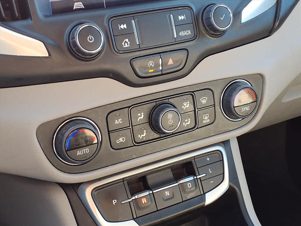 Thumbnail: 2023 GMC Terrain - 20