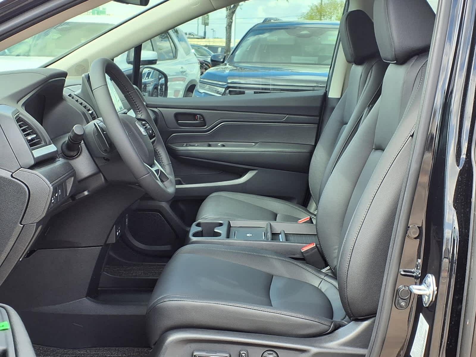 Thumbnail: 2026 Honda Odyssey - 10