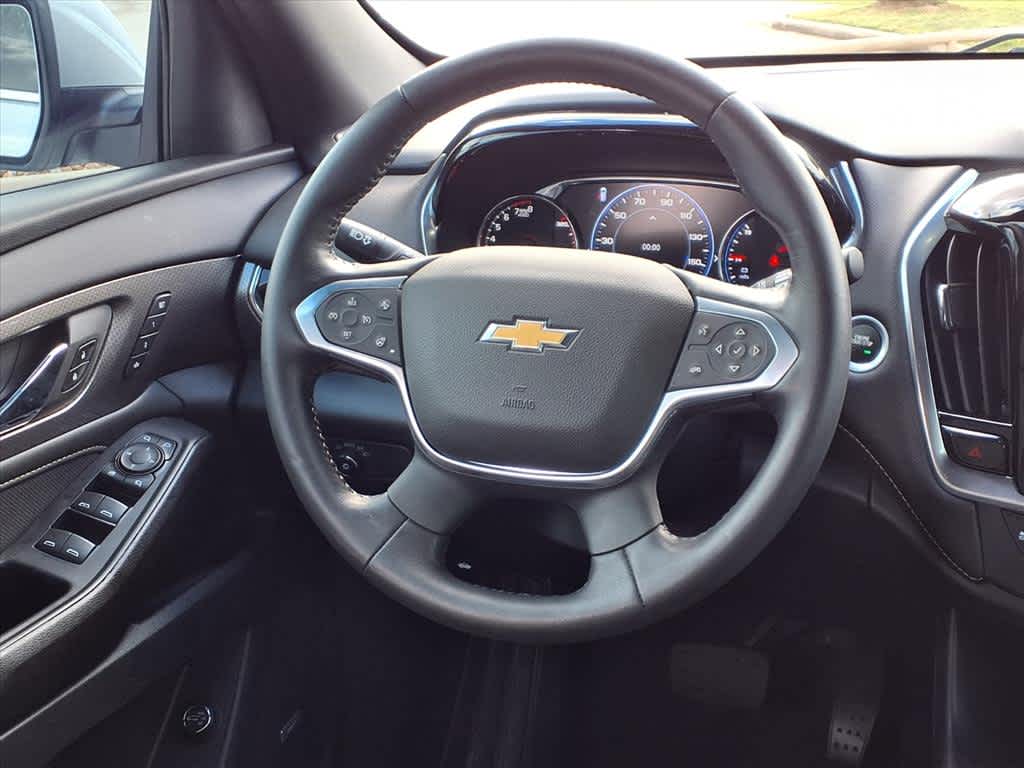 Thumbnail: 2022 Chevrolet Traverse - 15