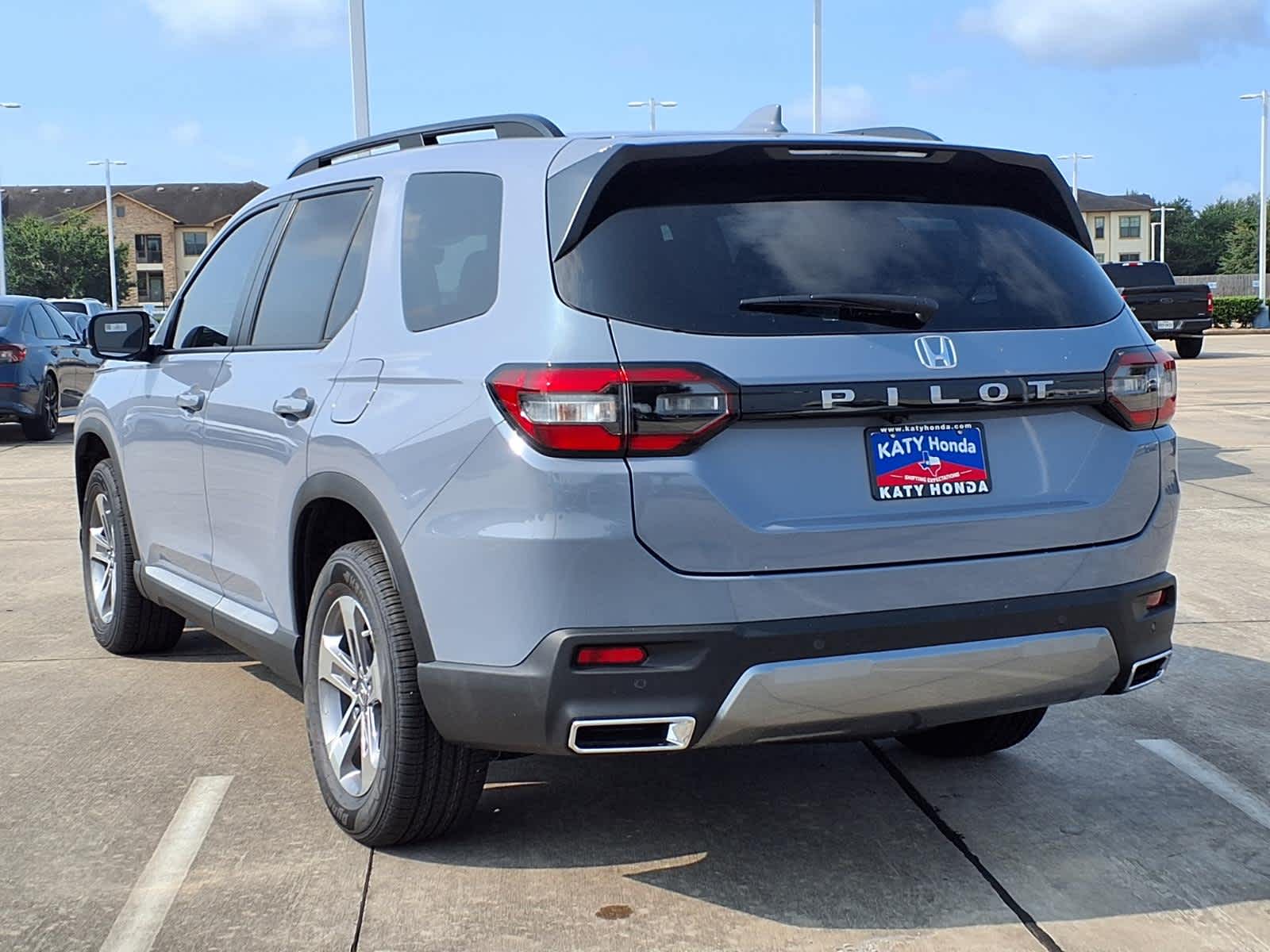 Thumbnail: 2026 Honda Pilot - 4