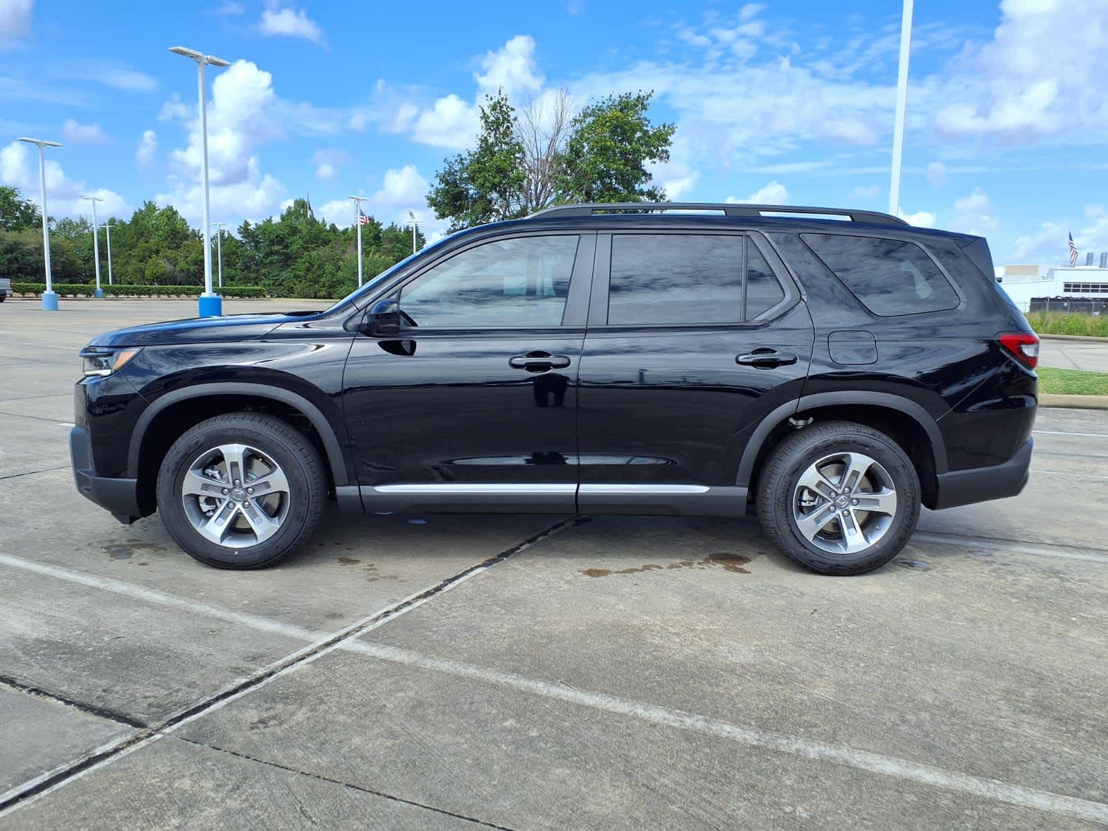 Thumbnail: 2026 Honda Pilot - 3