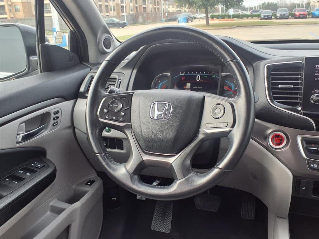 Thumbnail: 2019 Honda Pilot - 15