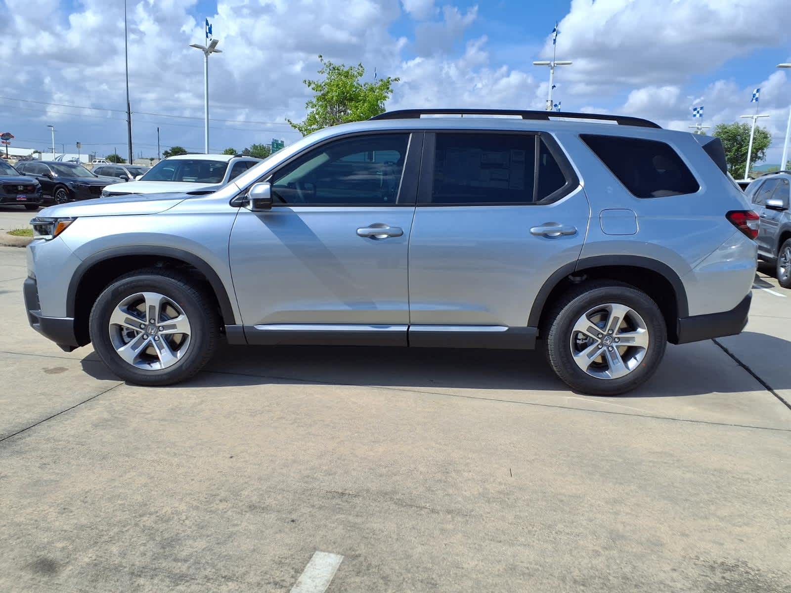 Thumbnail: 2026 Honda Pilot - 3