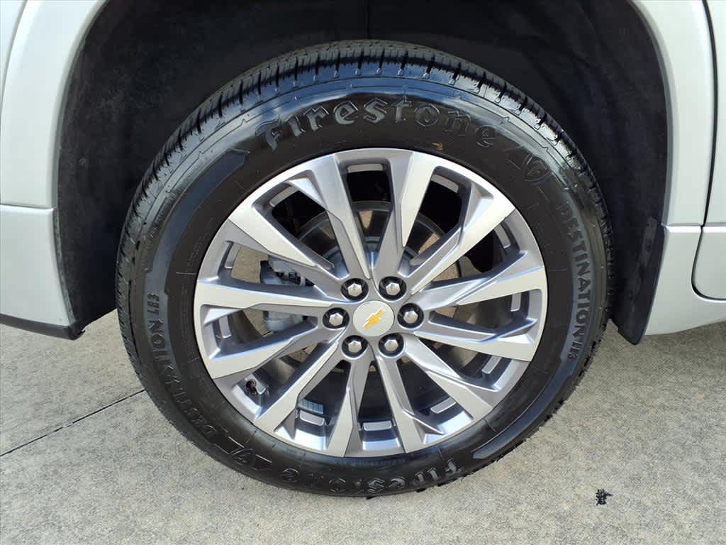 Thumbnail: 2022 Chevrolet Traverse - 8