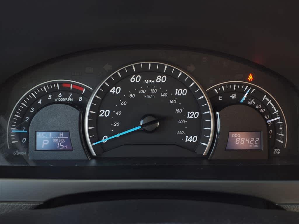 Thumbnail: 2014 Toyota Camry - 17