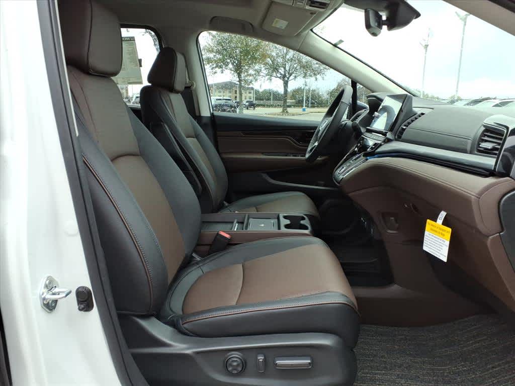Thumbnail: 2026 Honda Odyssey - 14